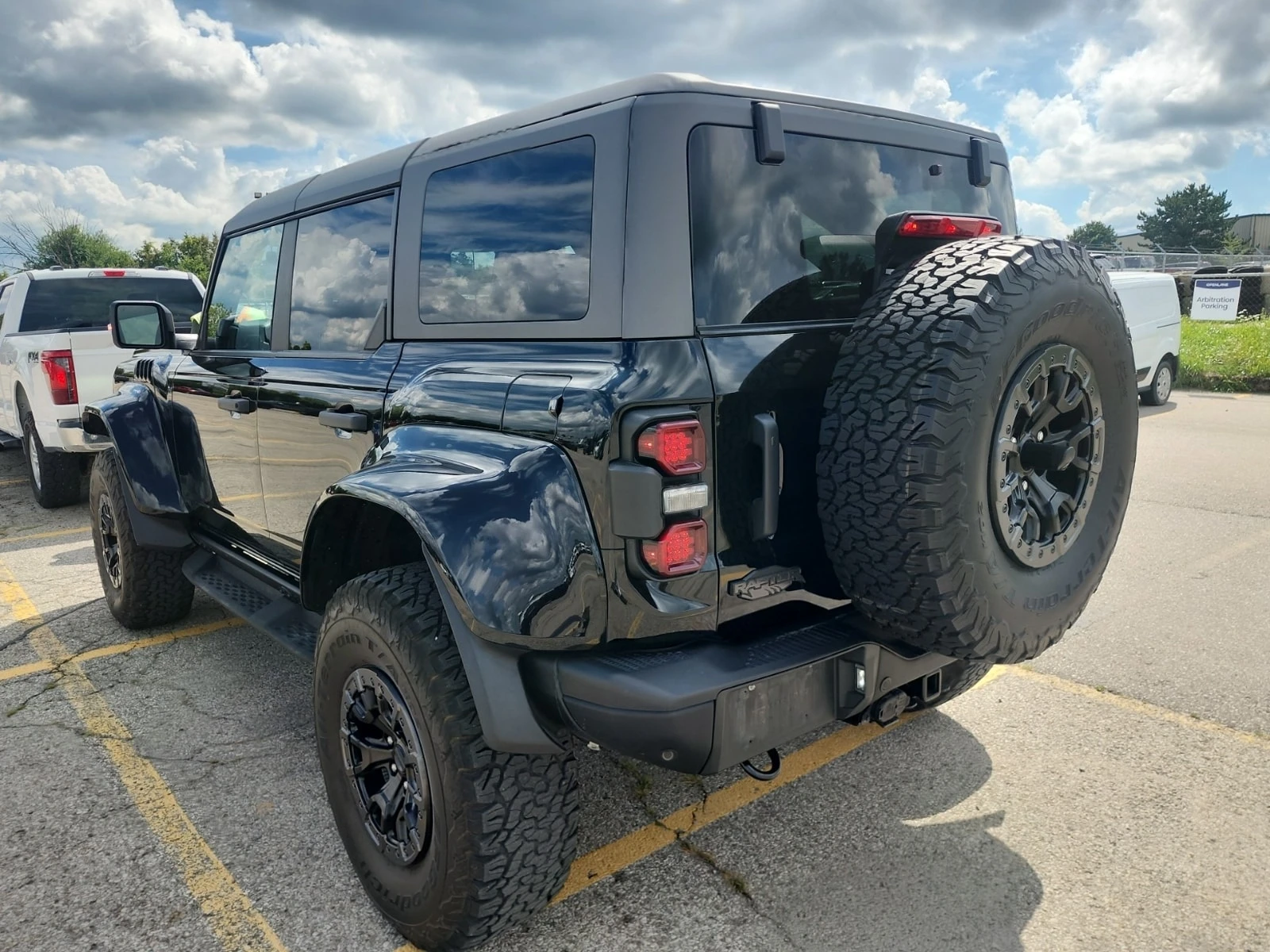 Ford Bronco * 4 Door 4x4 Raptor* CARFAX* АВТОКРЕДИТ* , снимка 6 - Автомобили и джипове - 55875442