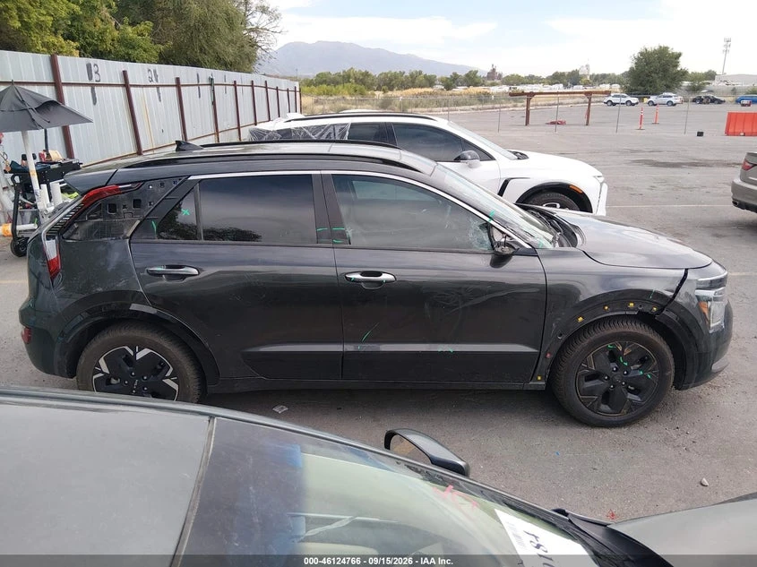 Kia Niro Ev Wave, снимка 13 - Автомобили и джипове - 56319098