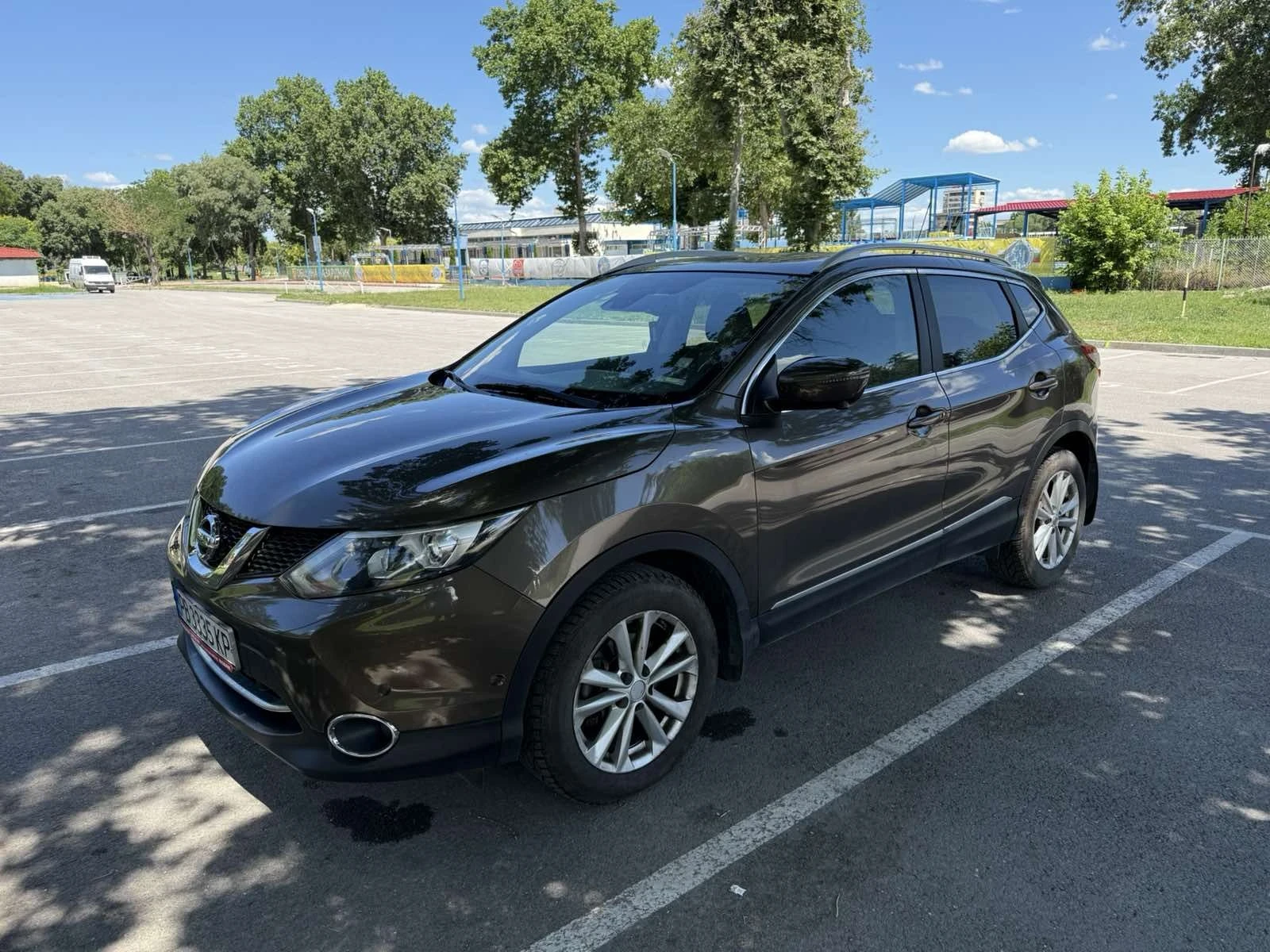 Nissan Qashqai, снимка 7 - Автомобили и джипове - 56364659