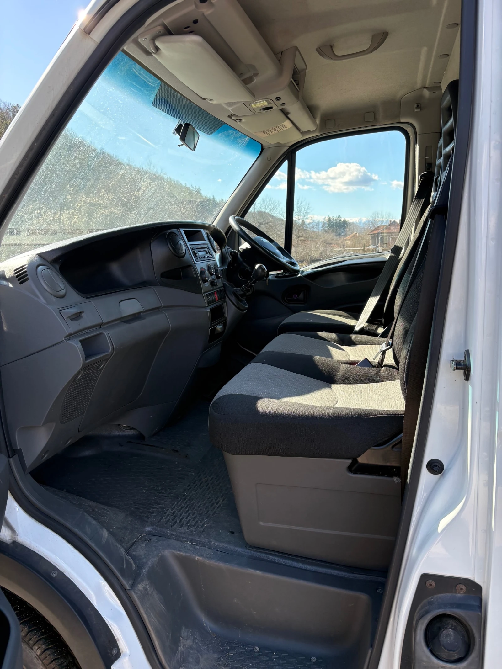 Iveco 35c15 Daily, снимка 8 - Бусове и автобуси - 53728031