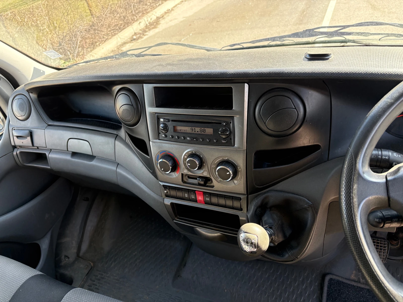 Iveco 35c15 Daily, снимка 11 - Бусове и автобуси - 53728031