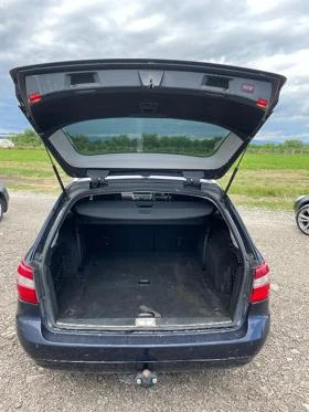 Mercedes-Benz E 220 Комби 651 мотор, снимка 11