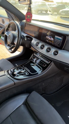 Mercedes-Benz E 220 AMG LINE!9G-TRONIC!HEAD-UP!WIDESCREEN!TOP!, снимка 12