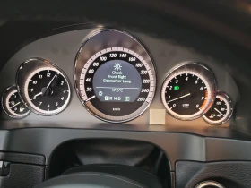 Mercedes-Benz E 500 ОБДУХВАНЕ * ПАНОРАМА * СЕРВИЗНА ИСТОРИЯ * , снимка 10
