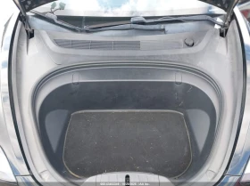 Tesla Model 3 Long Range/Performance, снимка 10