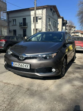 Toyota Auris 1ви Собственик, снимка 3