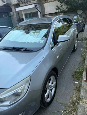 Обява за продажба на Opel Astra J Sport Tourer Cosmo ~5 800 лв. - изображение 1