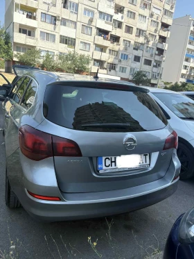 Обява за продажба на Opel Astra J Sport Tourer Cosmo ~5 800 лв. - изображение 2