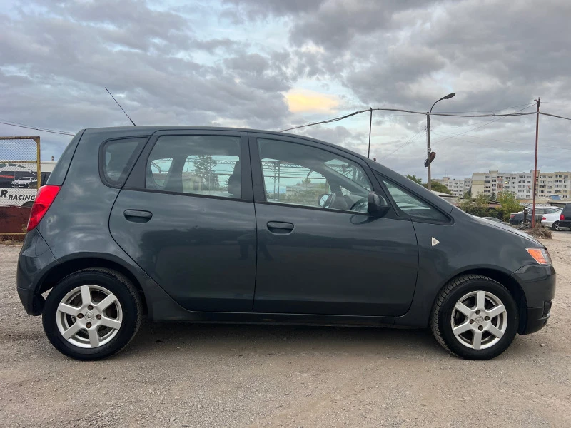 Mitsubishi Colt 1.3i Klimatik, снимка 6 - Автомобили и джипове - 44858788