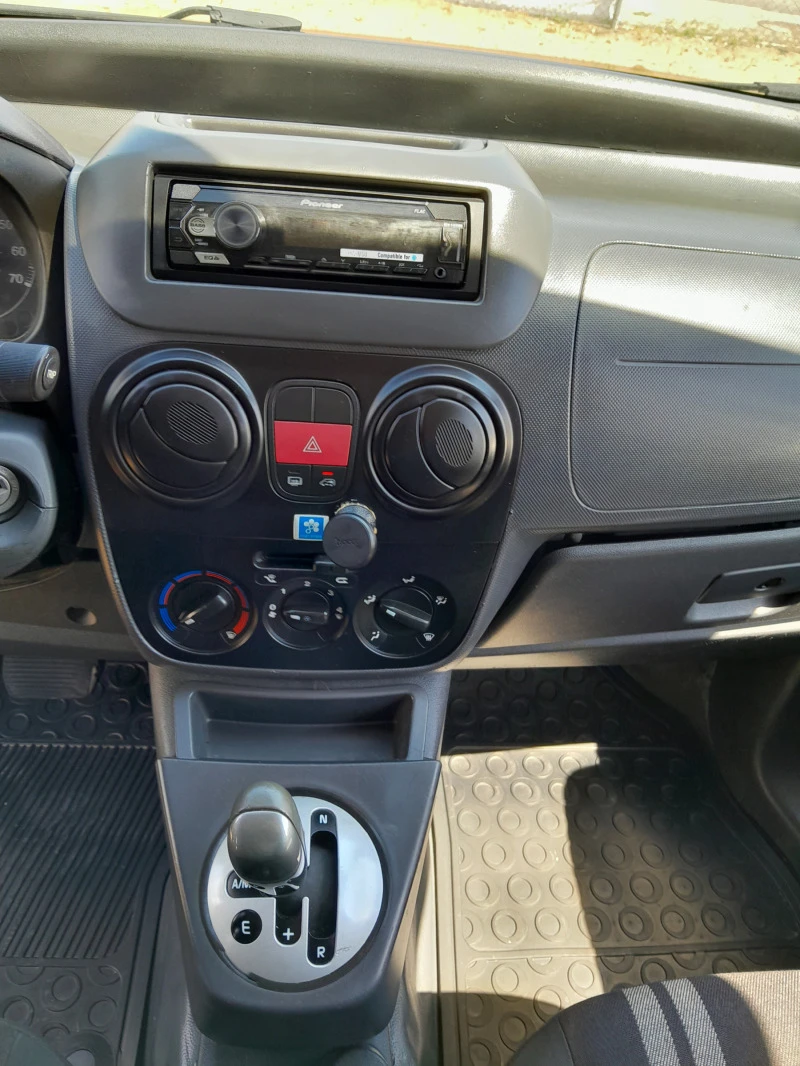 Fiat Qubo 1.3m-jet, снимка 6 - Автомобили и джипове - 47800107