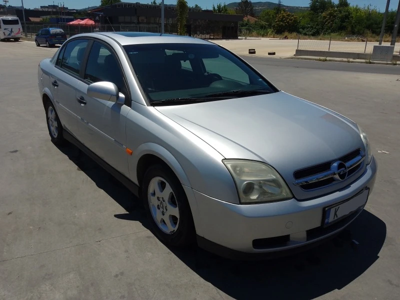 Opel Vectra 1.8i, снимка 10 - Автомобили и джипове - 47092096