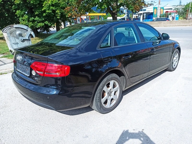 Audi A4 1.8T, снимка 4 - Автомобили и джипове - 46706662