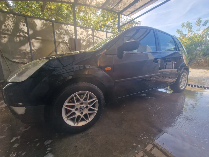 Ford Fiesta, снимка 3 - Автомобили и джипове - 47584579