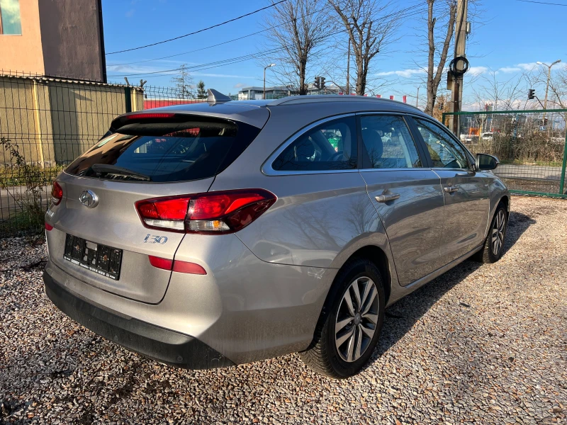 Hyundai I30 1.6CRDi, снимка 5 - Автомобили и джипове - 48353378