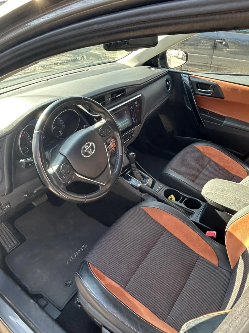 Toyota Auris 1ви Собственик, снимка 7 - Автомобили и джипове - 49081918