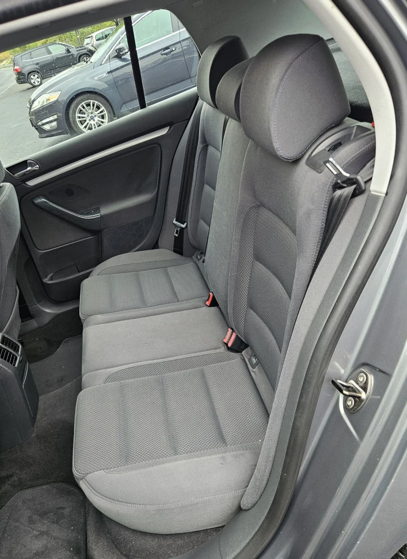 VW Golf 2.0 TDI 4 Motion, снимка 14 - Автомобили и джипове - 52308826