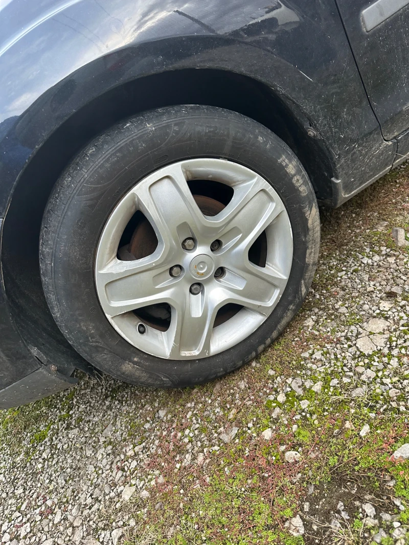 Ford Focus 1.6 tdci, снимка 3 - Автомобили и джипове - 52372696