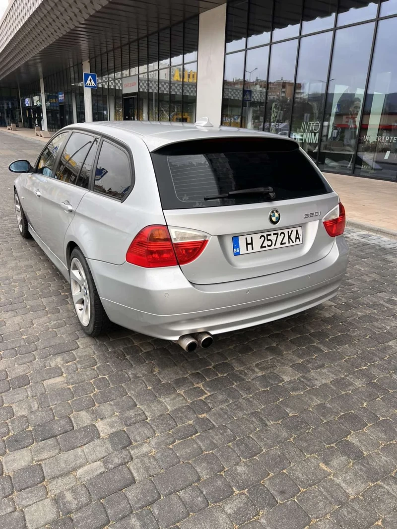 BMW 320 320i газ/бензин, снимка 3 - Автомобили и джипове - 52617803