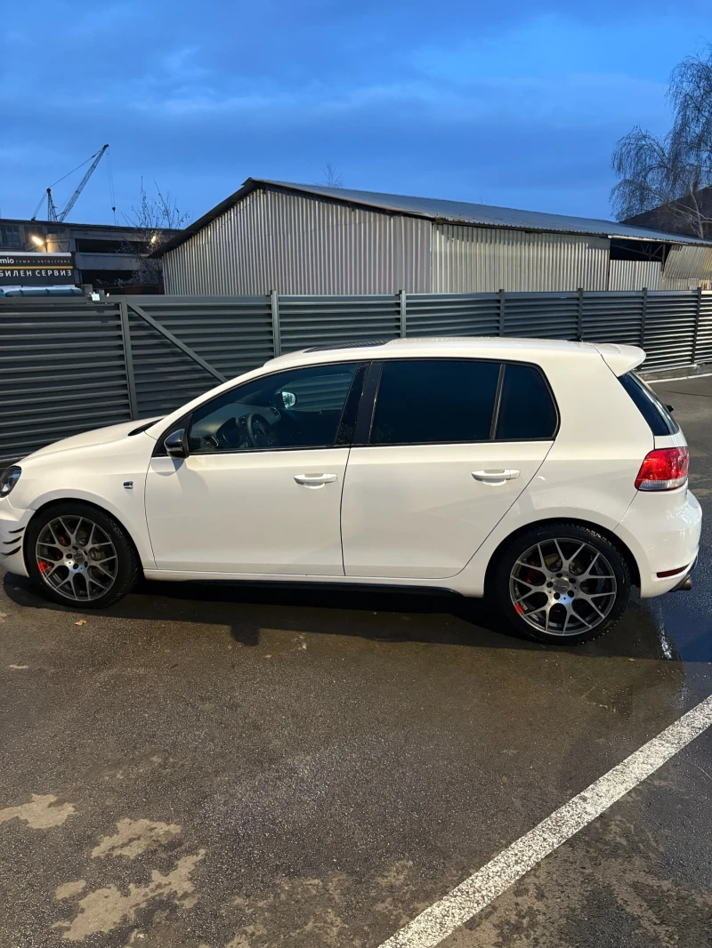 VW Golf, снимка 3 - Автомобили и джипове - 52698781
