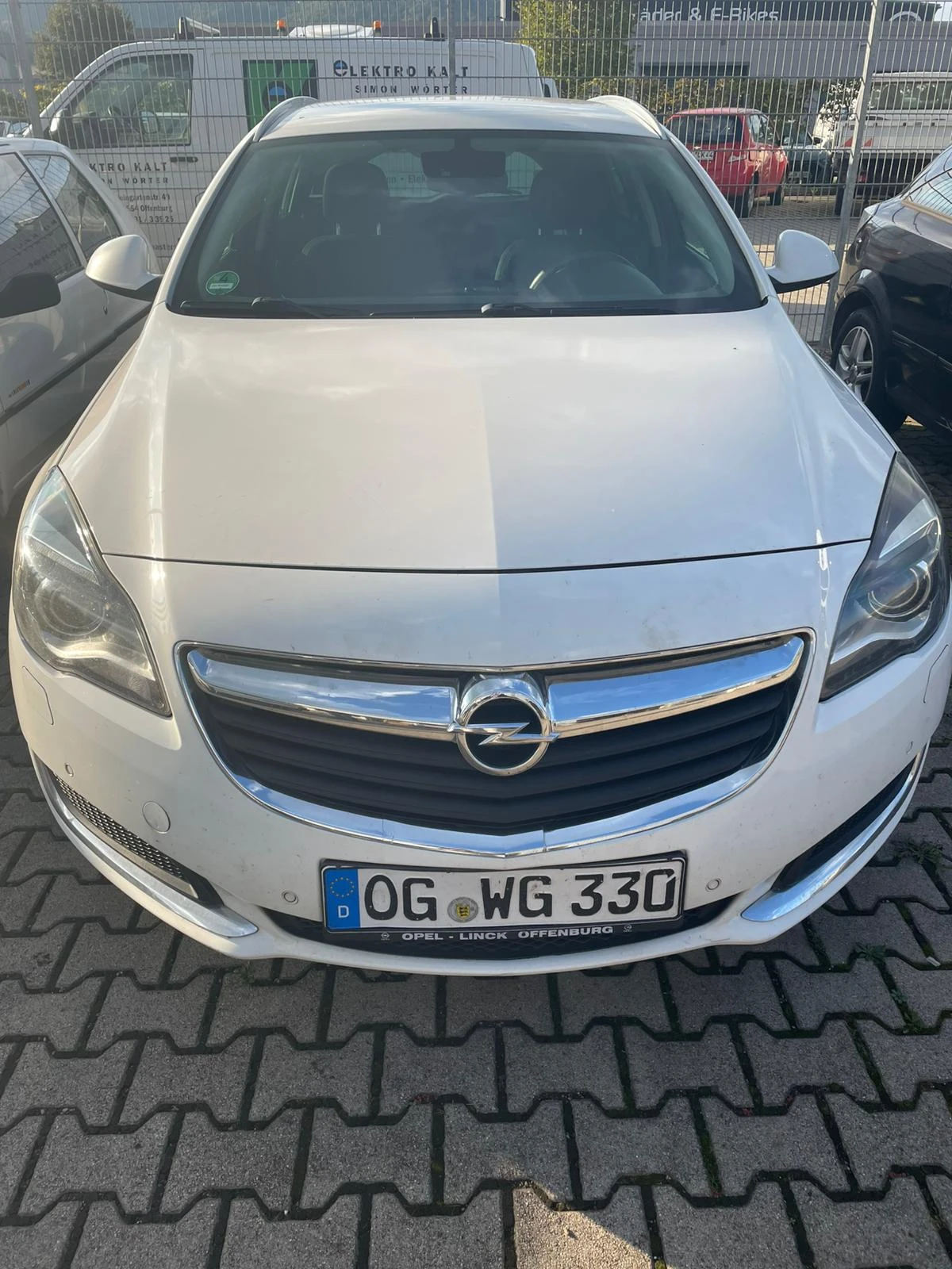 Opel Insignia 2.0 D Германия , снимка 1
