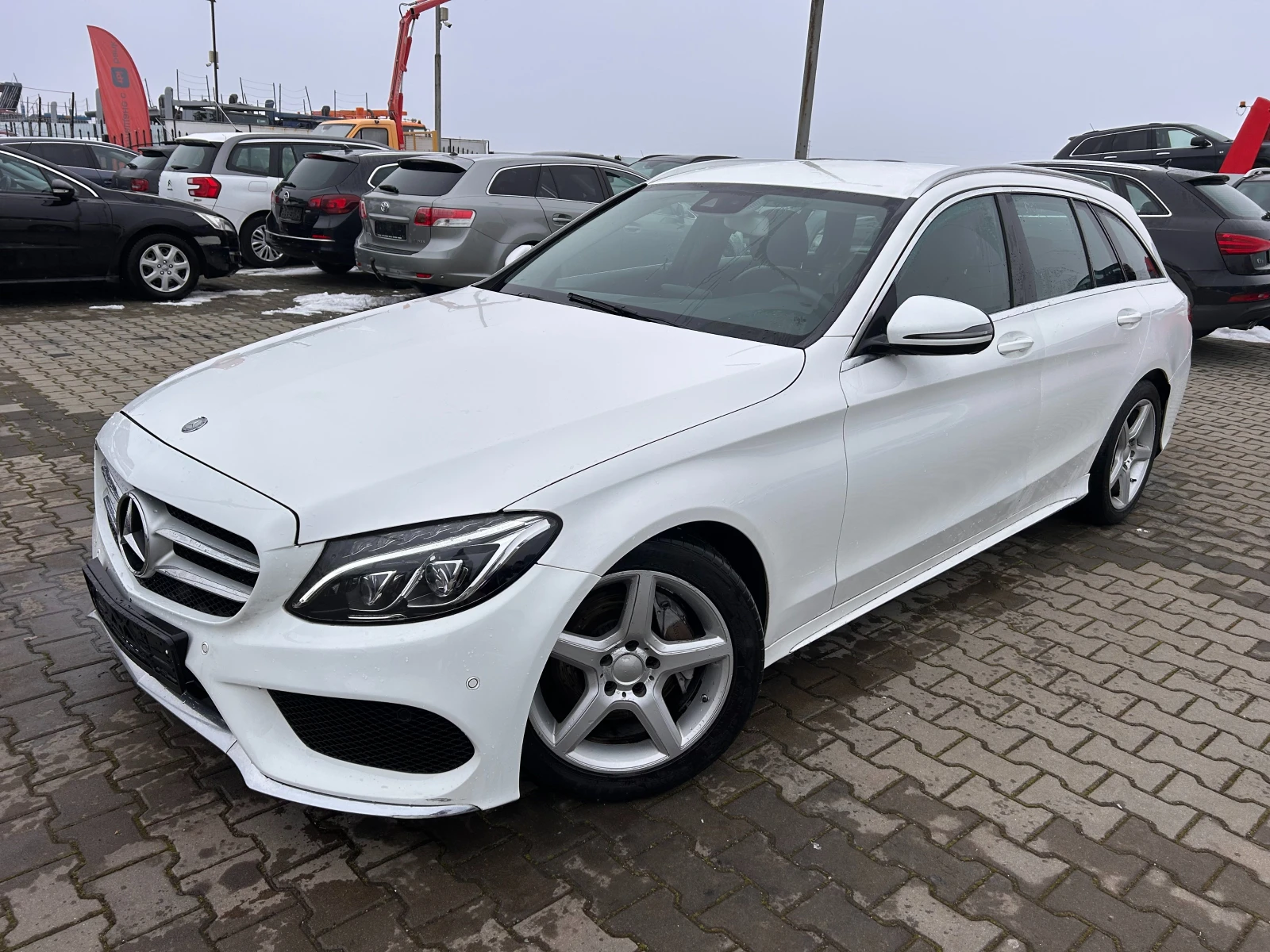 Mercedes-Benz C 220 CDI AMG AVTOMAT/KOJA/NAVI EURO 6 - [1] 