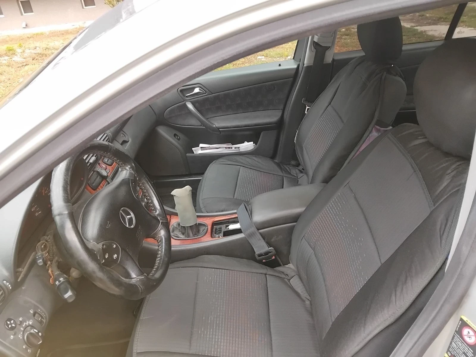 Mercedes-Benz C 200 Климатик-2 комплекта гуми+ джанти-всичко платено - изображение 4