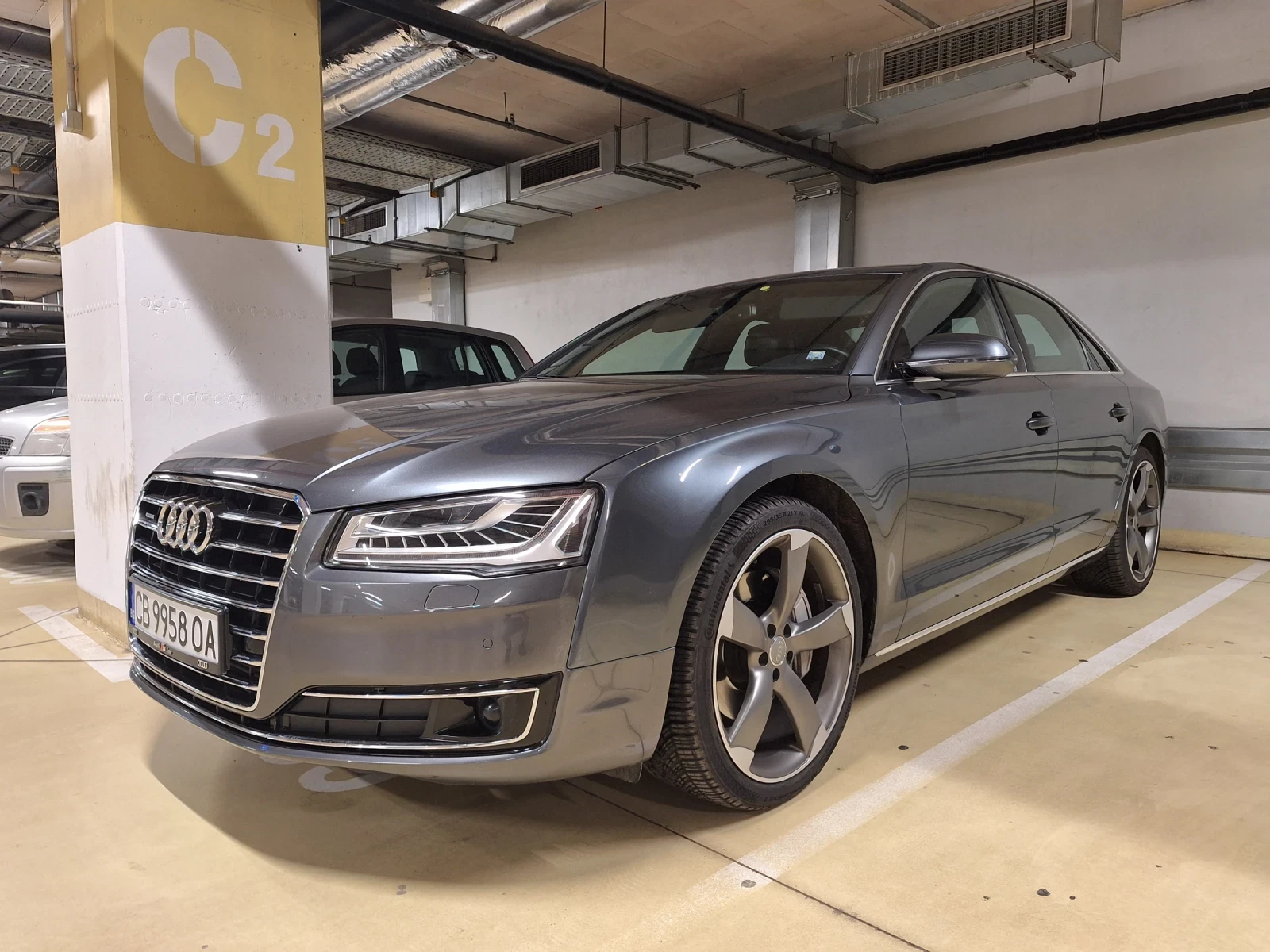 Audi A8, снимка 8 - Автомобили и джипове - 53687581