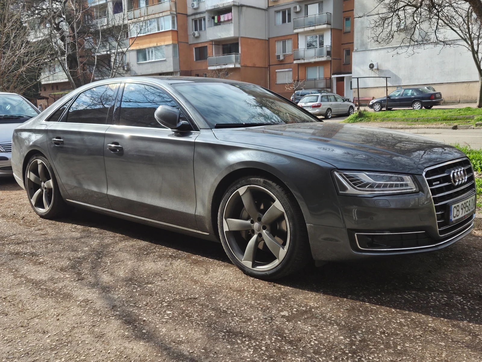 Audi A8
