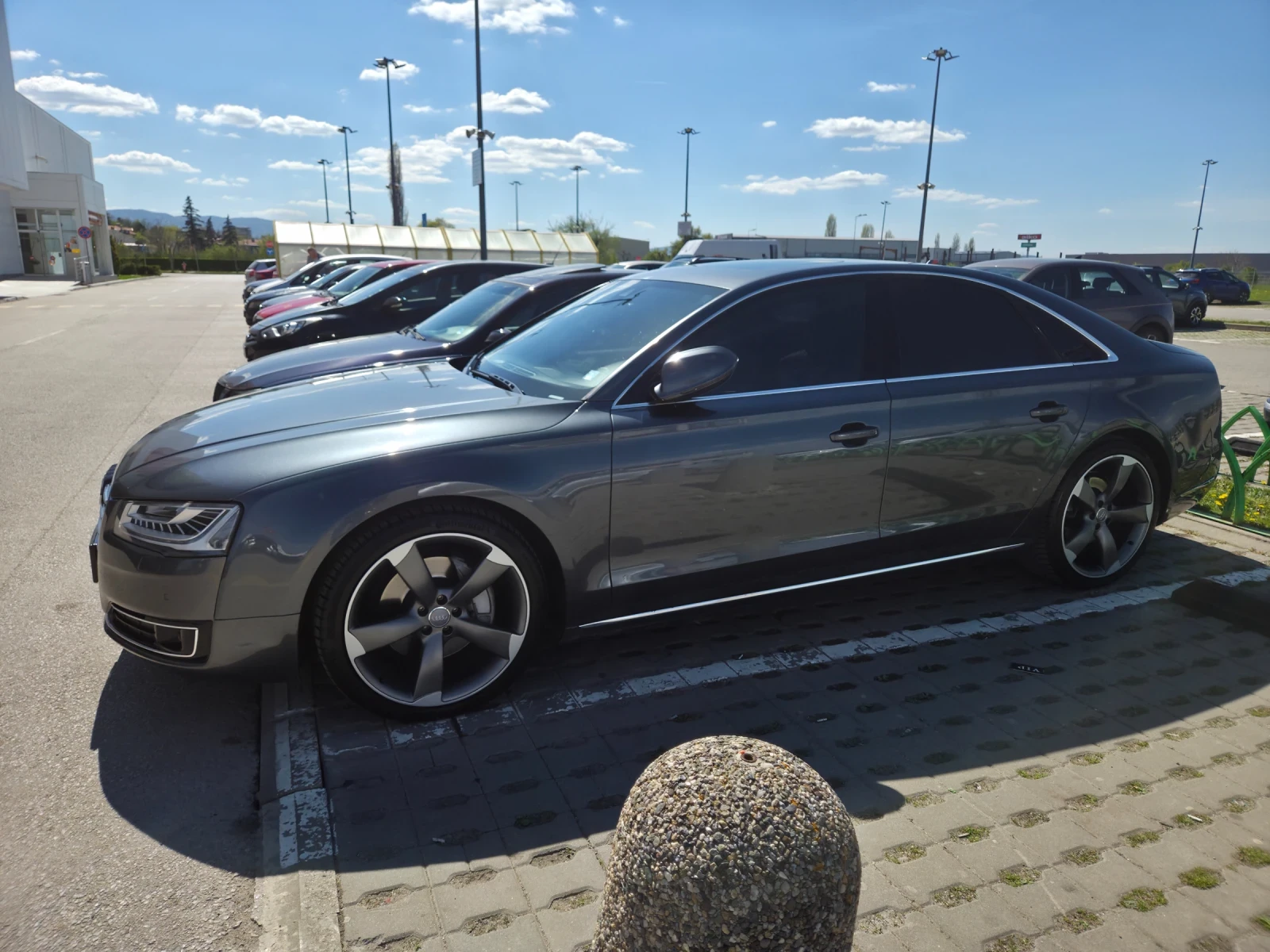 Audi A8