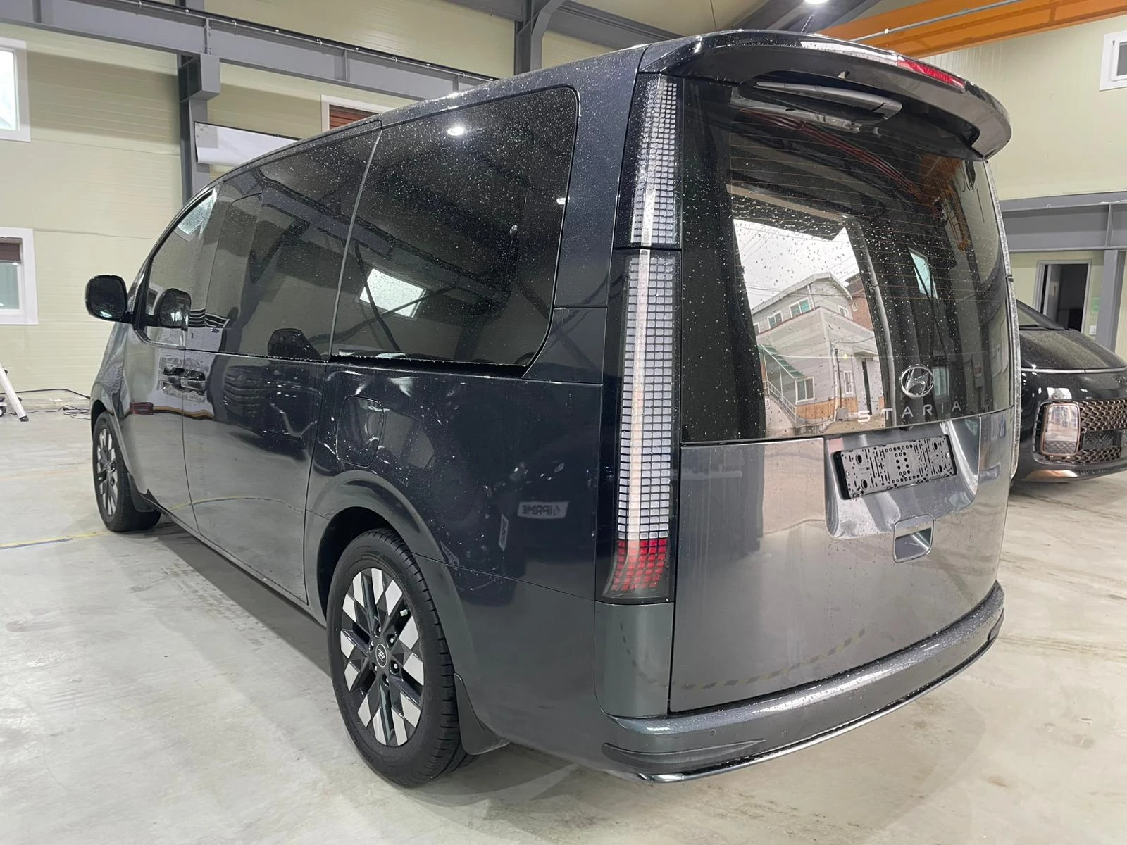 Hyundai Staria 3.5 V6 LPG ! 6+ 1 ! Inspiration ! | Mobile.bg � ����������� 5