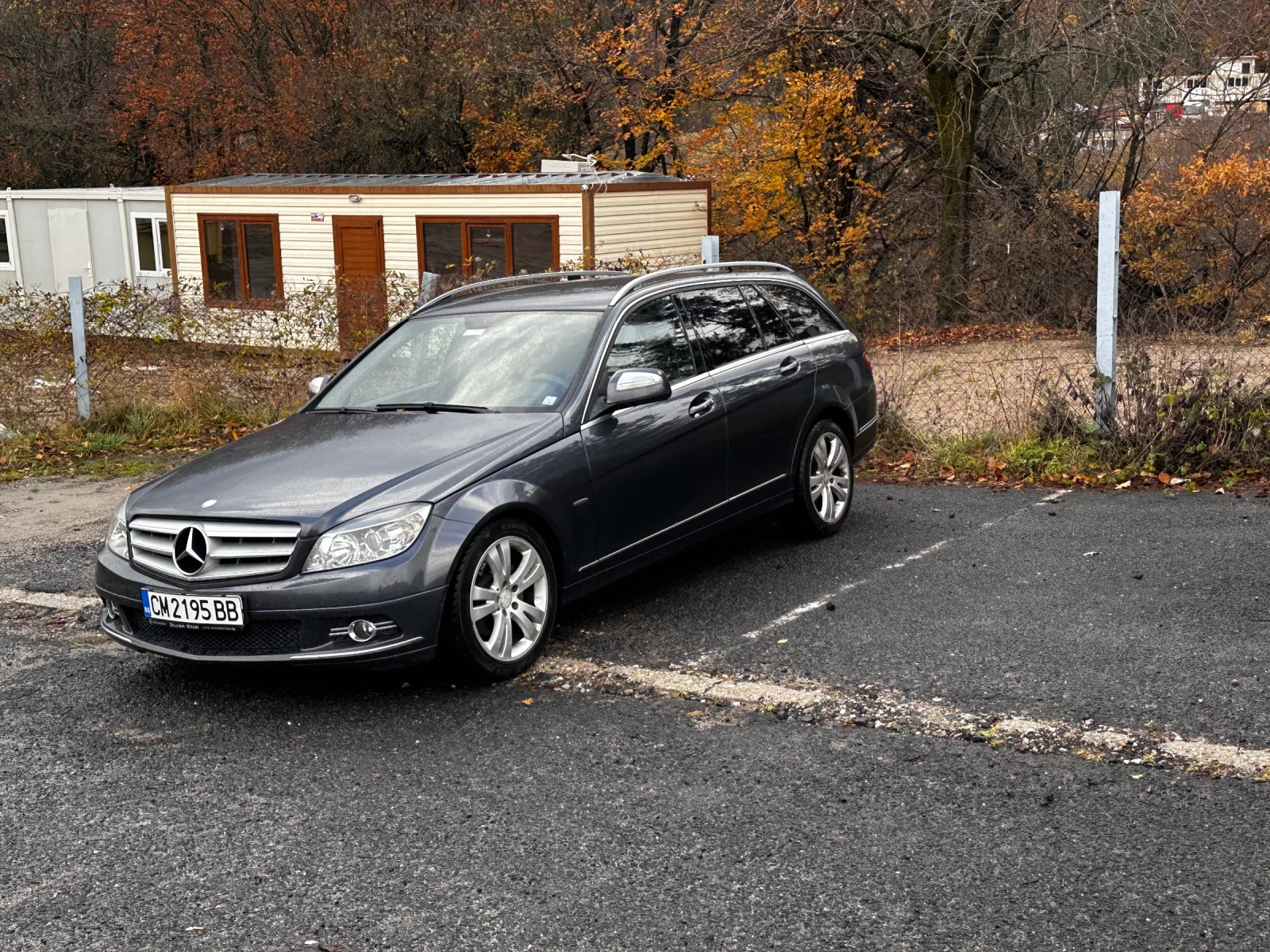 Mercedes-Benz C 200, снимка 2 - Автомобили и джипове - 54399650