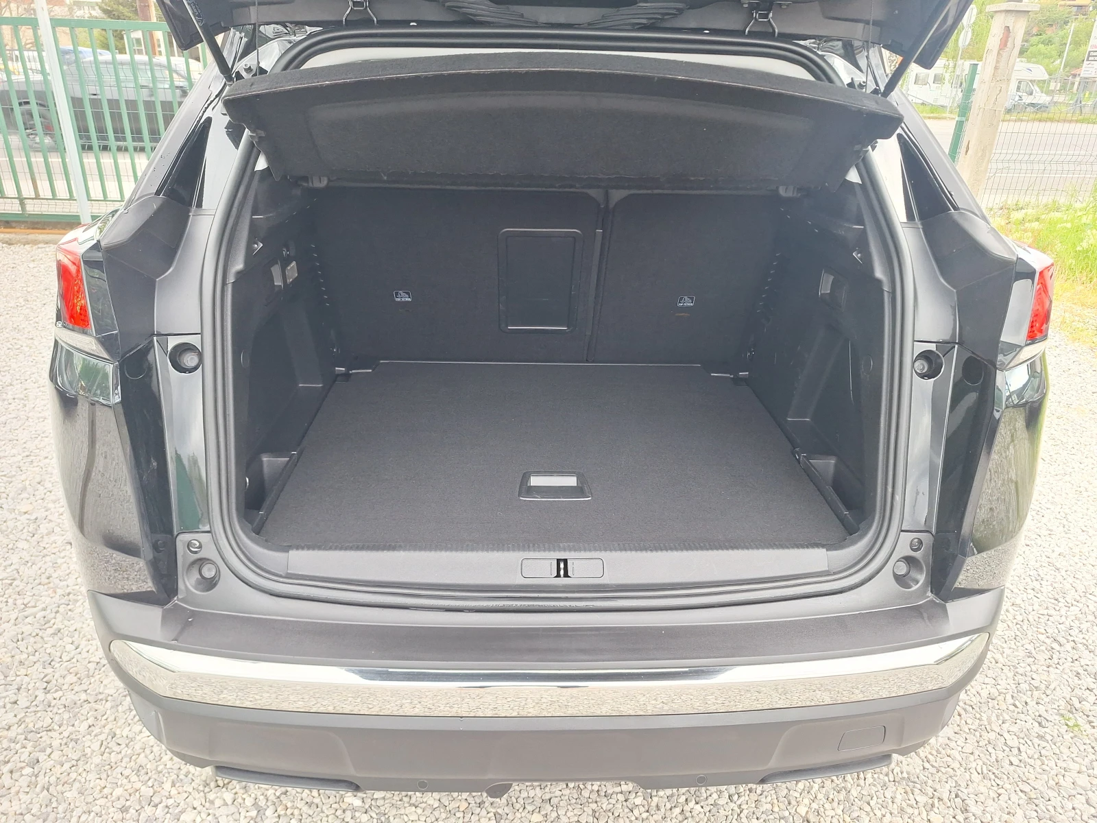 Peugeot 3008 1.6 Hdi 120 Ks Koja Navi Full!, снимка 9 - Автомобили и джипове - 54543076