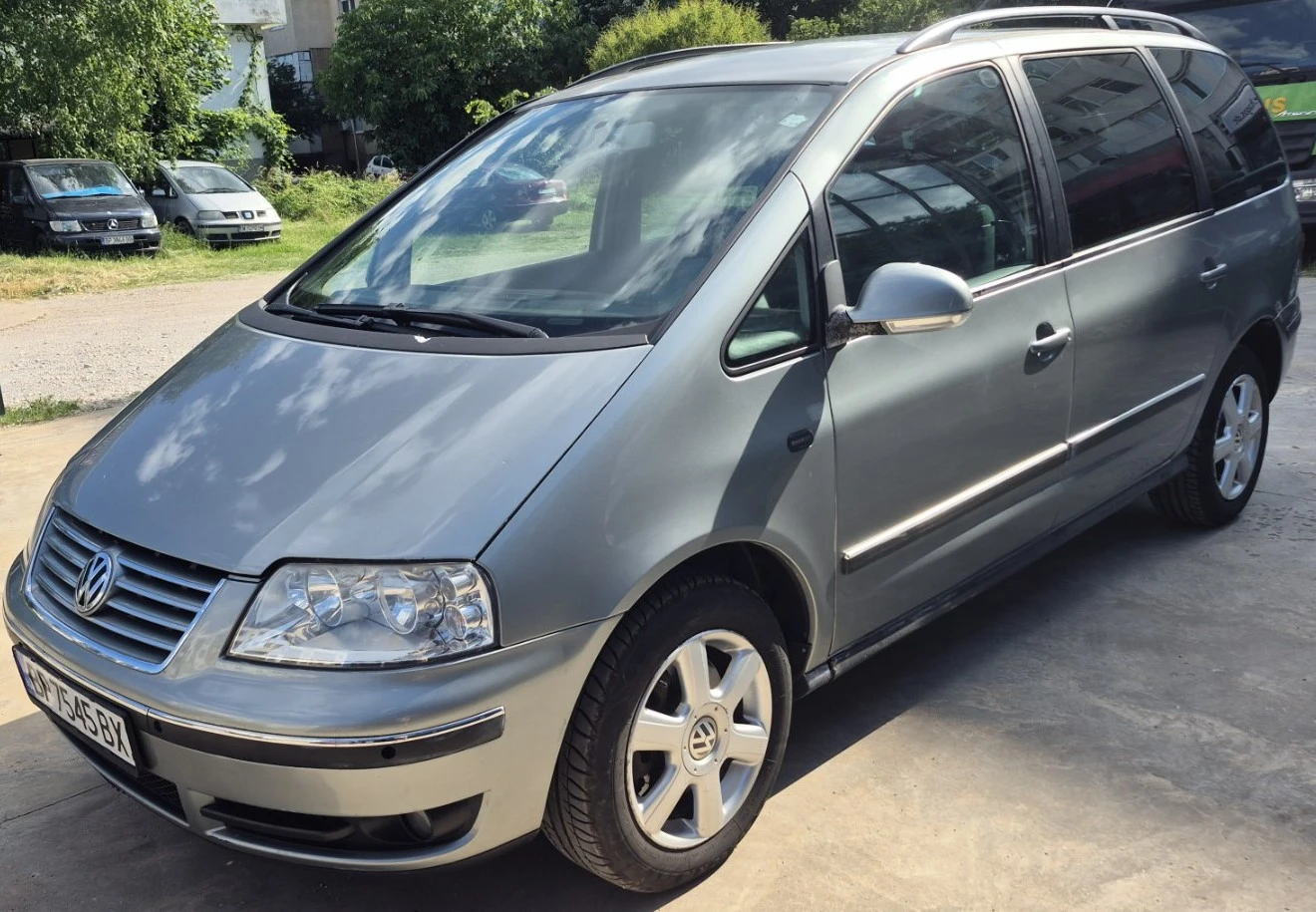 VW Sharan