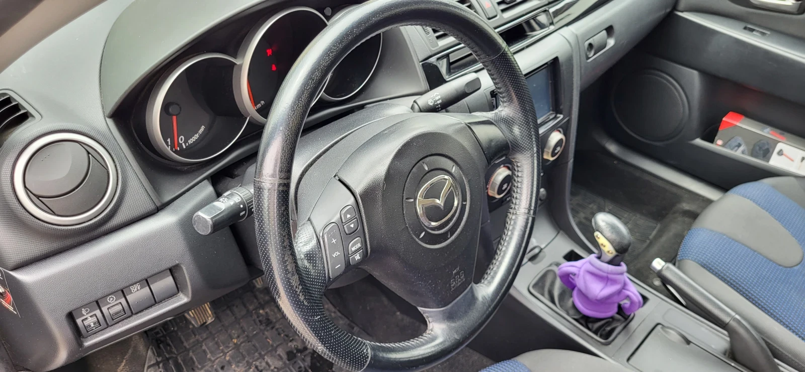 Mazda 3, снимка 16 - Автомобили и джипове - 54881170