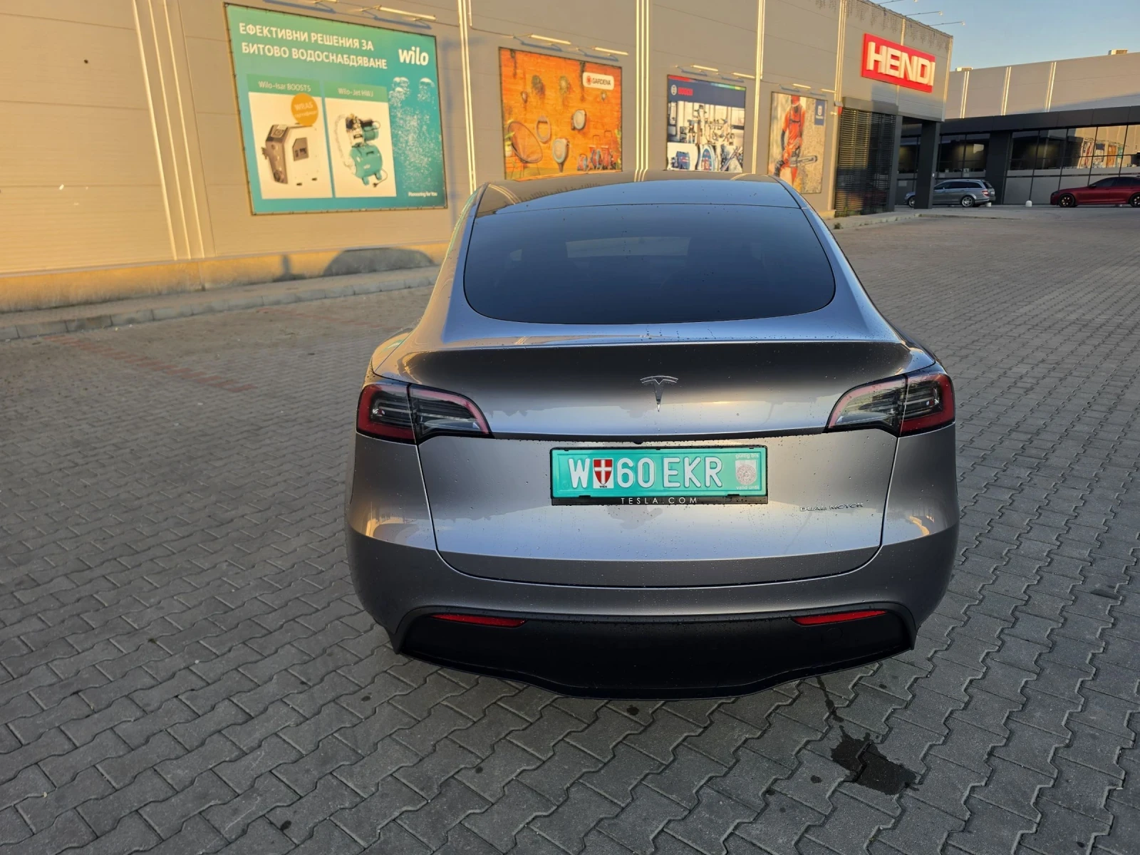 Tesla Model Y Long Range 4x4 Quicksilver Керамика, снимка 5 - Автомобили и джипове - 55056416