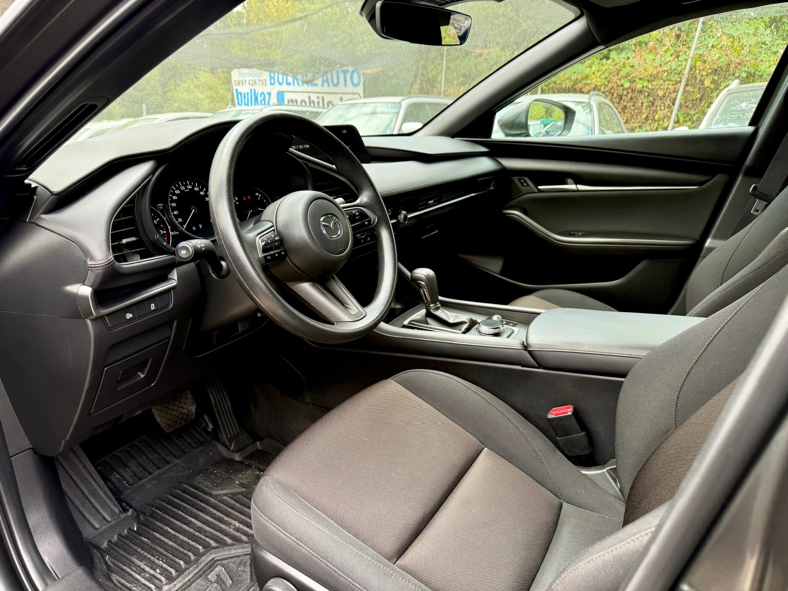 Mazda 3 SkyActivG, снимка 7 - Автомобили и джипове - 55623366