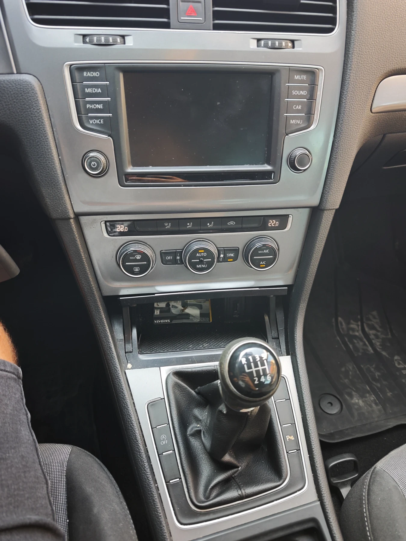 VW Golf 1.4TGI euro6b, снимка 10 - Автомобили и джипове - 55670294