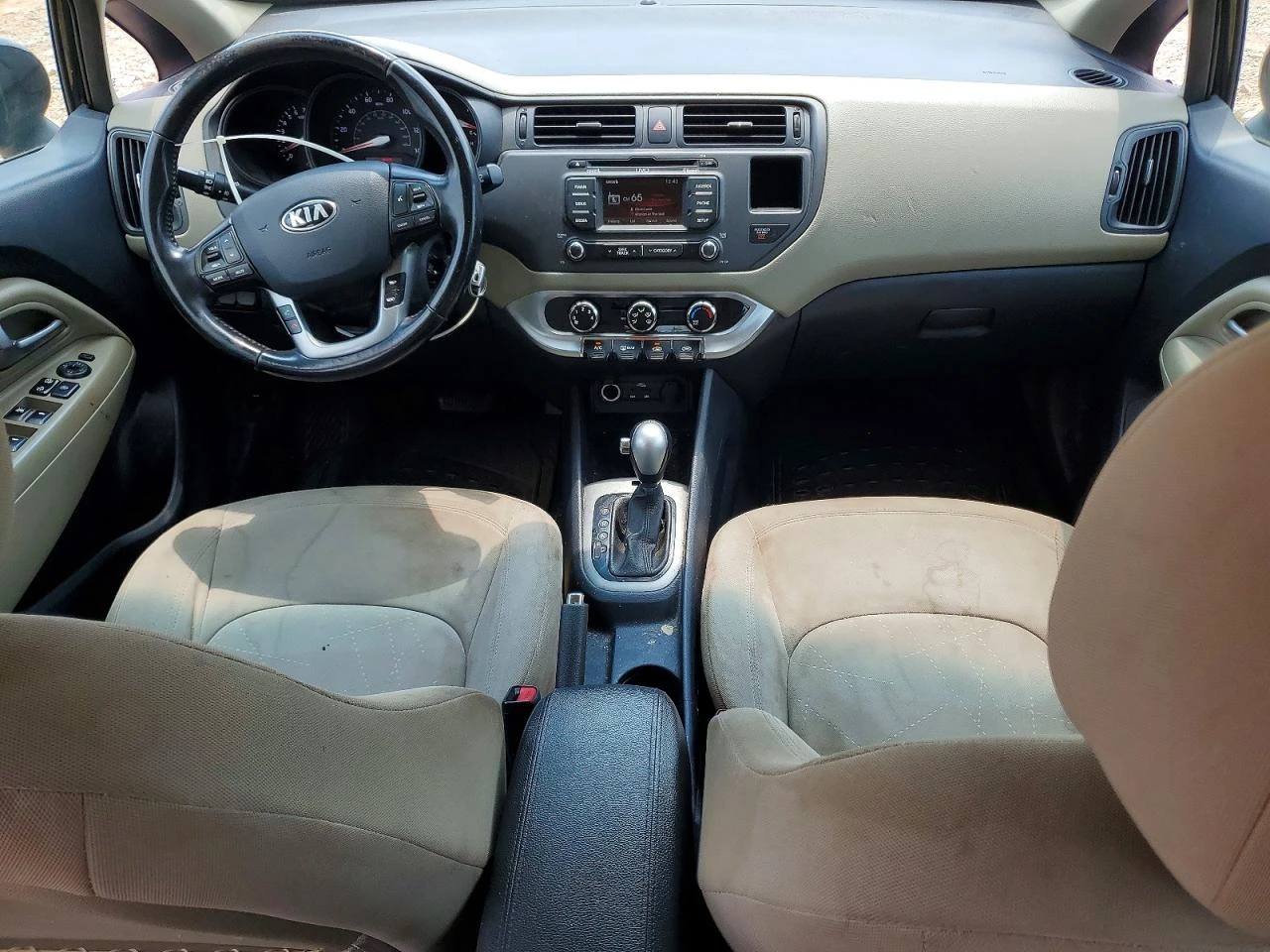 Kia Rio, снимка 8 - Автомобили и джипове - 55752481