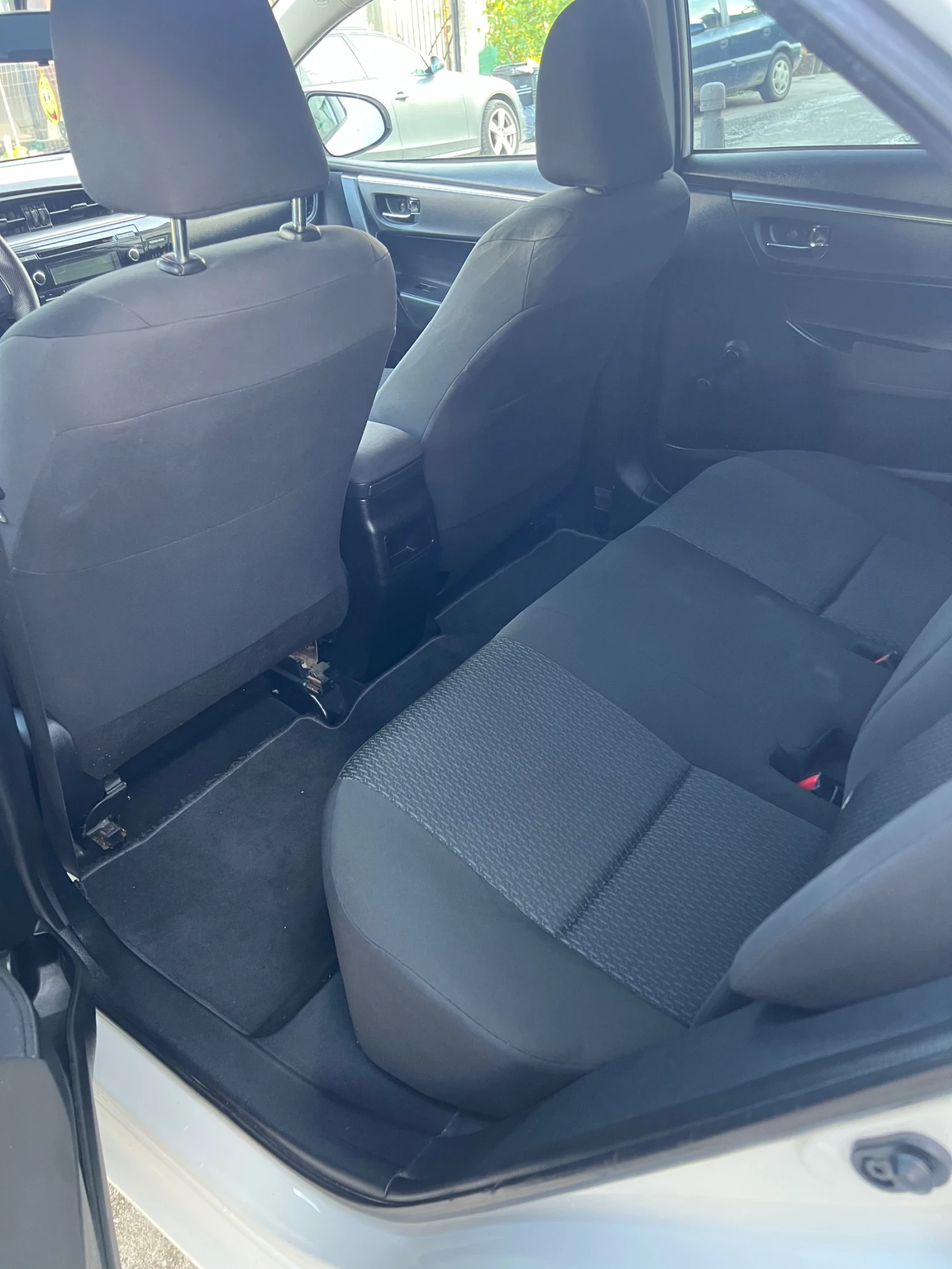 Toyota Corolla 1.4D-4D | Mobile.bg � ����������� 8