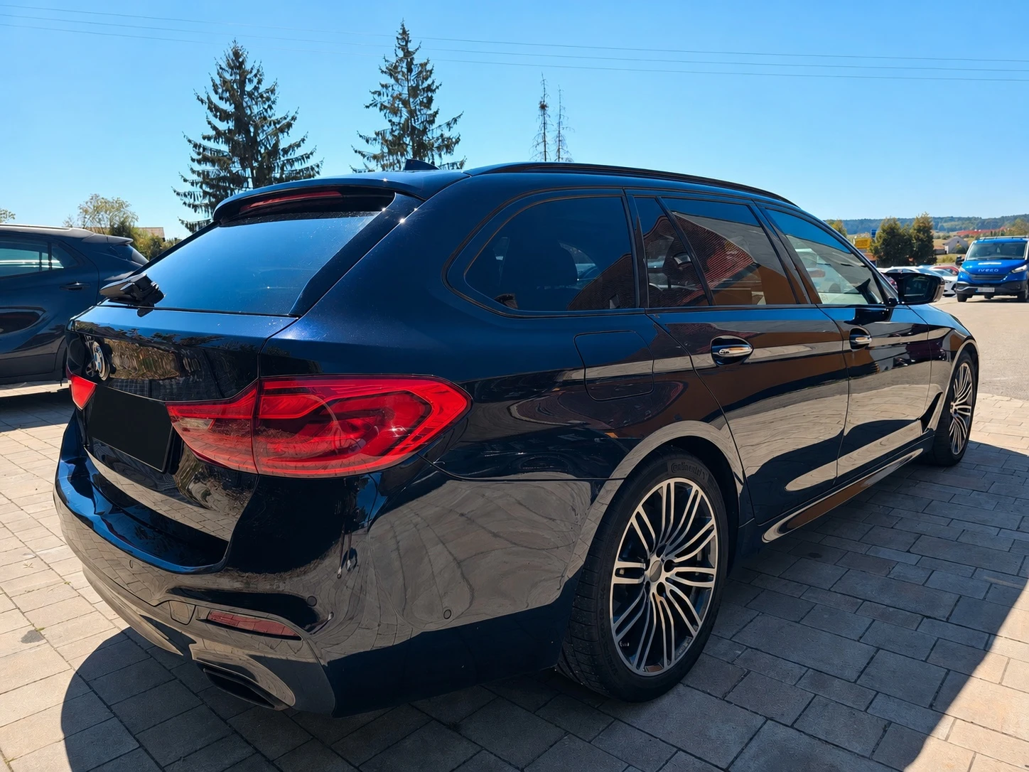 BMW 530 xDrive M Sport, снимка 7 - Автомобили и джипове - 56736127