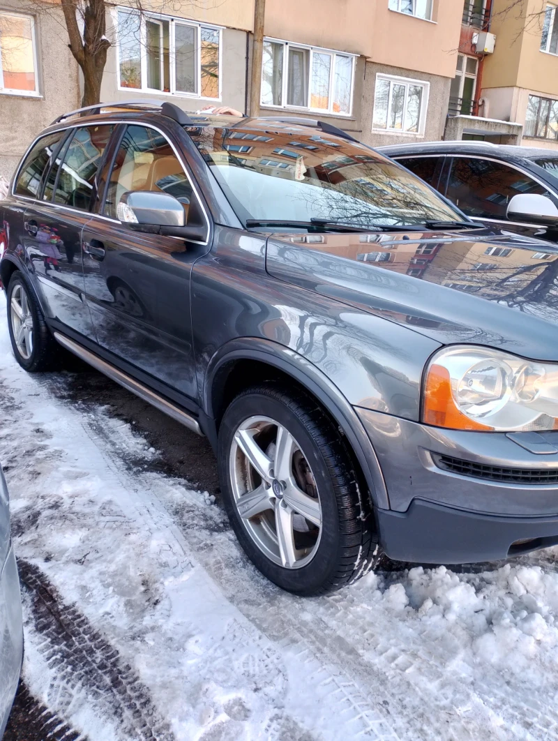 Volvo Xc90 2.4, снимка 1 - Автомобили и джипове - 47364508