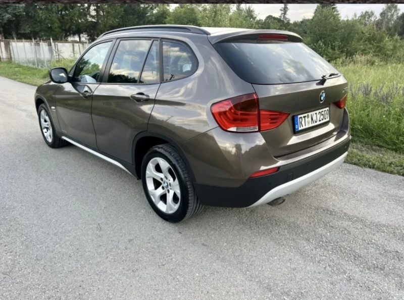 BMW X1, снимка 4 - Автомобили и джипове - 47905723