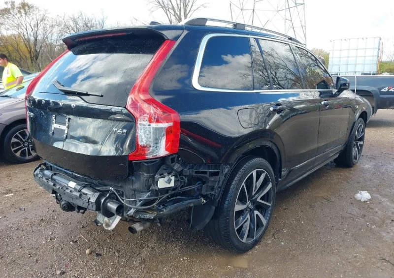 Volvo Xc90, снимка 4 - Автомобили и джипове - 48731534