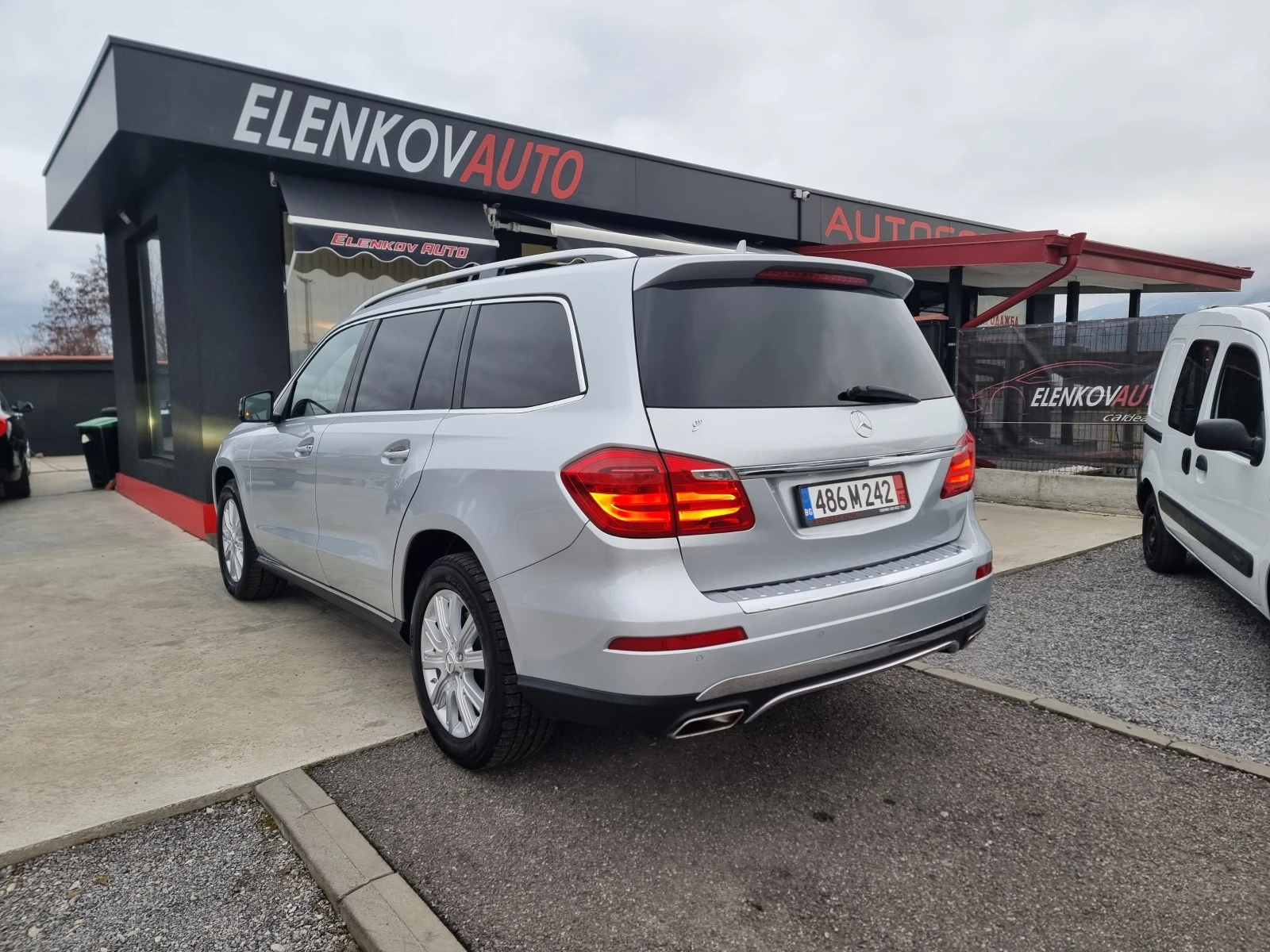 Mercedes-Benz GL 500 V8-BITURBO-435к.с EURO 5b АВТОМАТИК- ШВЕЙЦАРИЯ - изображение 6