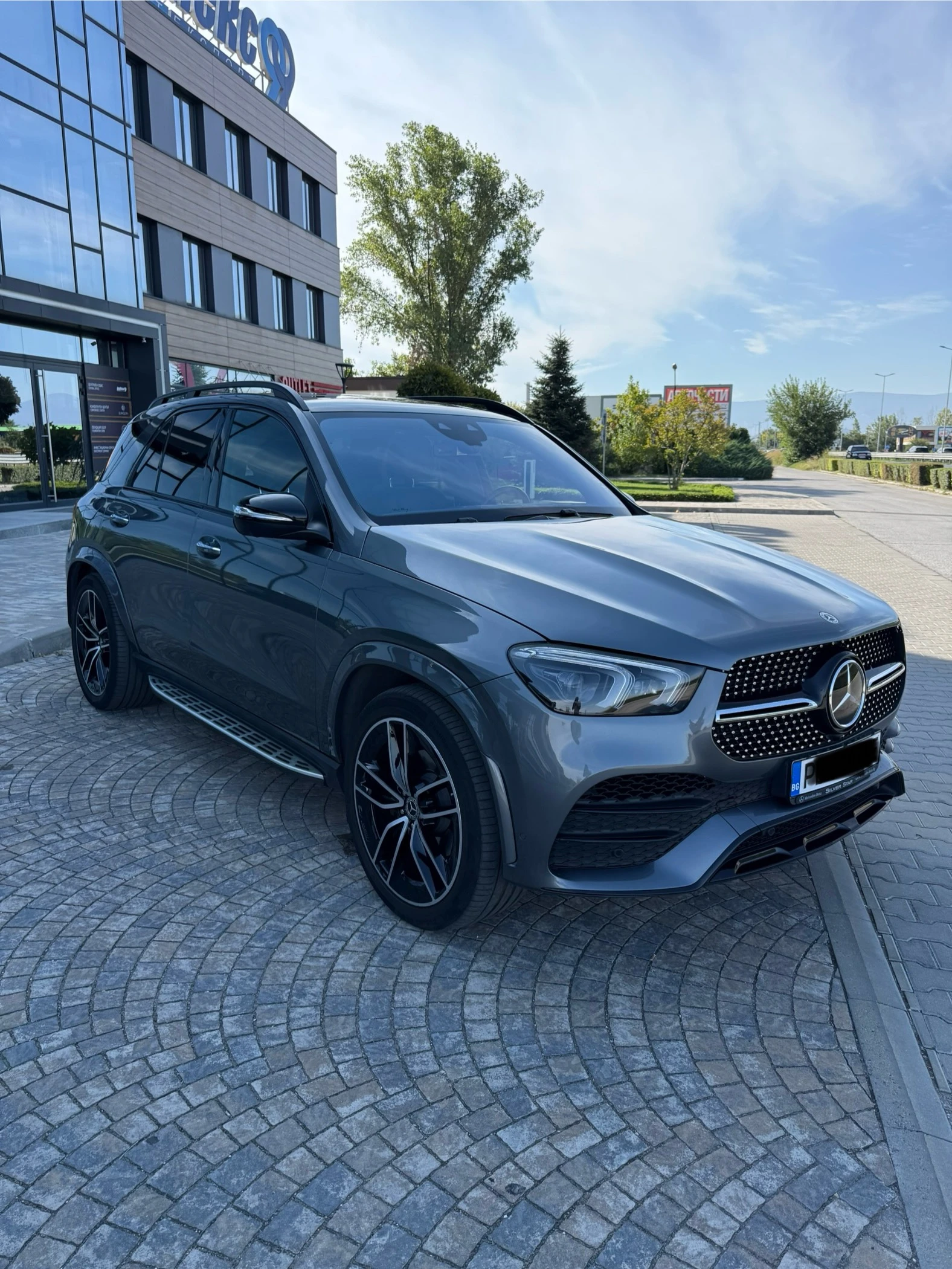 Mercedes-Benz GLE 400 AMG E-Active Body Control - изображение 3