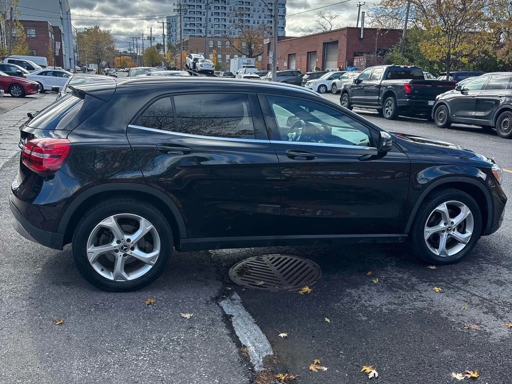 Mercedes-Benz GLA 250 * CARFAX * БЕЗ ПЪРВОНАЧАЛНА ВНОСКА - изображение 3