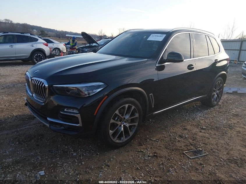 BMW X5 3l Sdrive40I - изображение 2