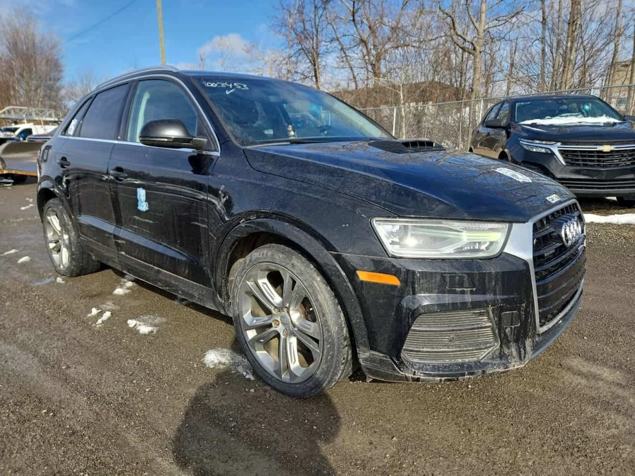Audi Q3 * PROGRESSIV * CARFAX * БЕЗ ПЪРВОНАЧАЛНА ВНОСКА, снимка 2 - Автомобили и джипове - 54132954