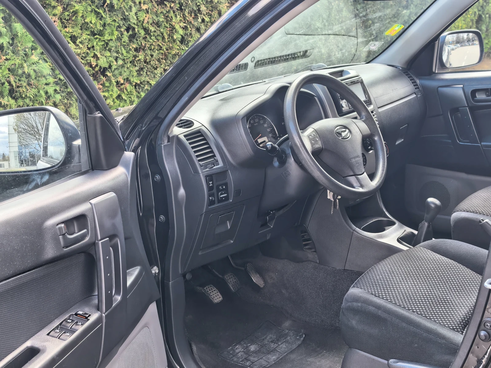 Daihatsu Terios 1.5 Hiro 4х4 , снимка 8 - Автомобили и джипове - 54148761