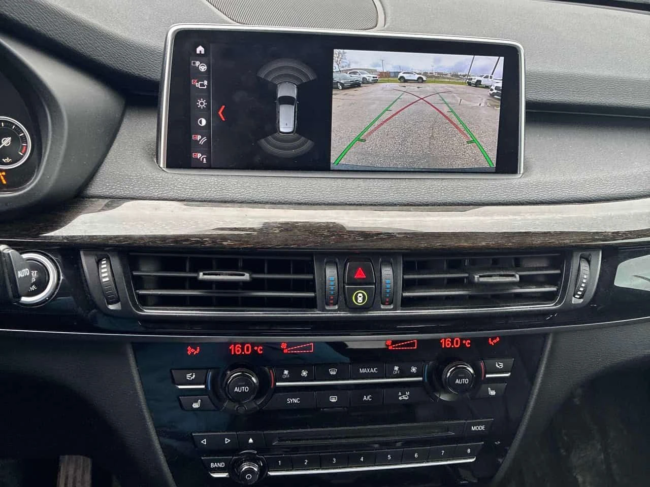 BMW X5 * xDrive35i * M-SPORT* COMFORT SEATS* HUD* H/K* , снимка 9 - Автомобили и джипове - 54445154